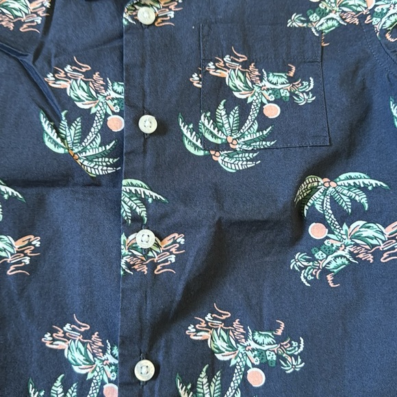 Janie and Jack Island Palm Poplin Canana Button Down Short Sleeve Shirt - Picture 7 of 8